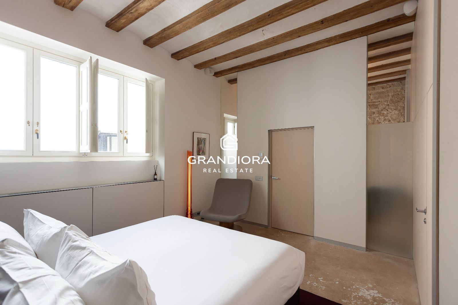 Vivienda de lujo de 245 m² con terraza privada en el Palau Moxó, Barrio Gótico - Imagen 8