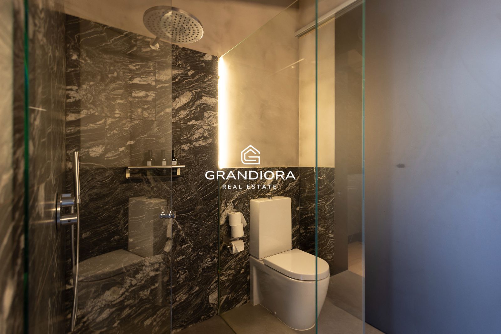 Vivienda de lujo de 245 m² con terraza privada en el Palau Moxó, Barrio Gótico - Imagen 44