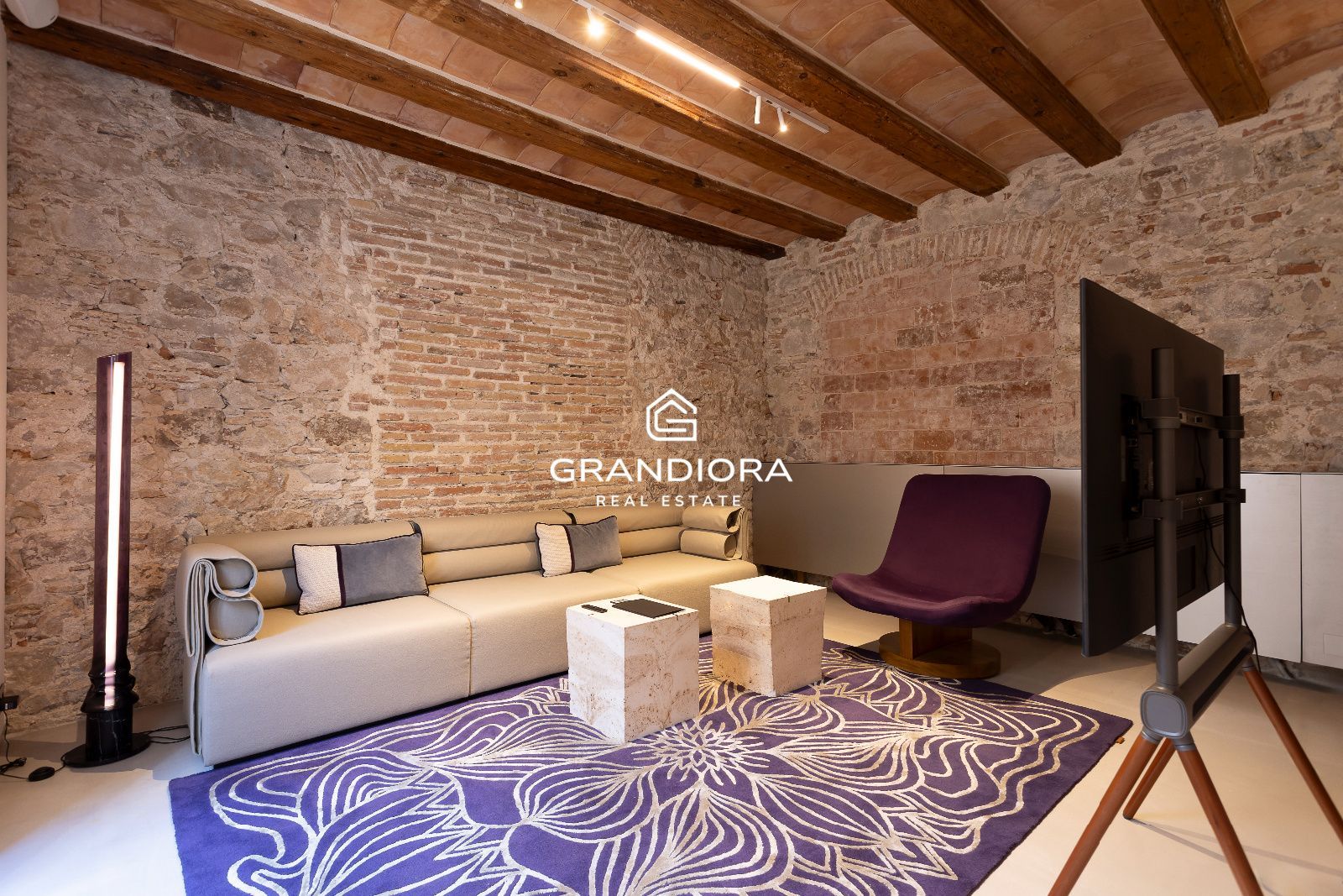 Dúplex de 150 m² con terraza y vistas a Sant Just en el Palau Moxó, Barrio Gótico - Imagen 3