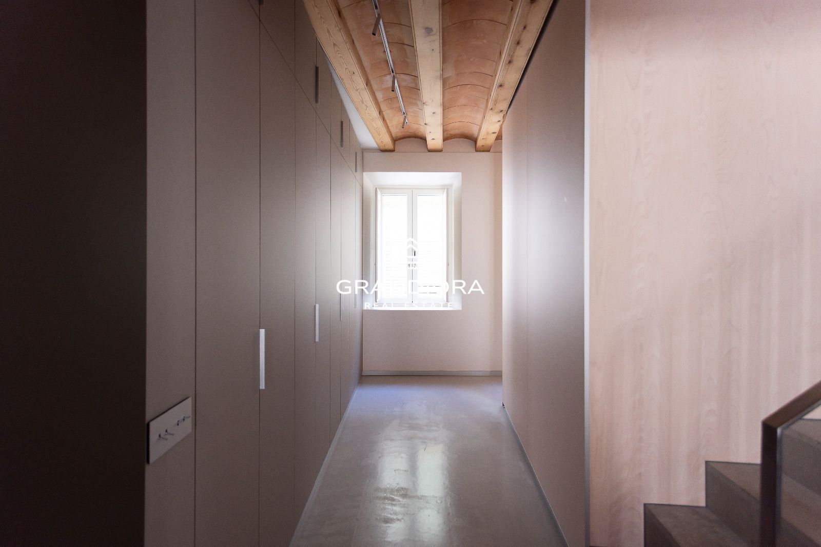 Dúplex de 190 m² con terraza de 35 m² en el Palau Moxó, Barrio Gótico - Imagen 12