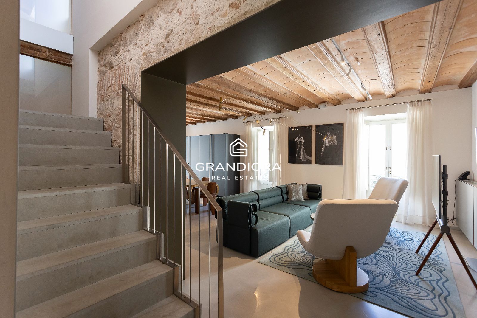 Dúplex de 190 m² con terraza de 35 m² en el Palau Moxó, Barrio Gótico - Imagen 23