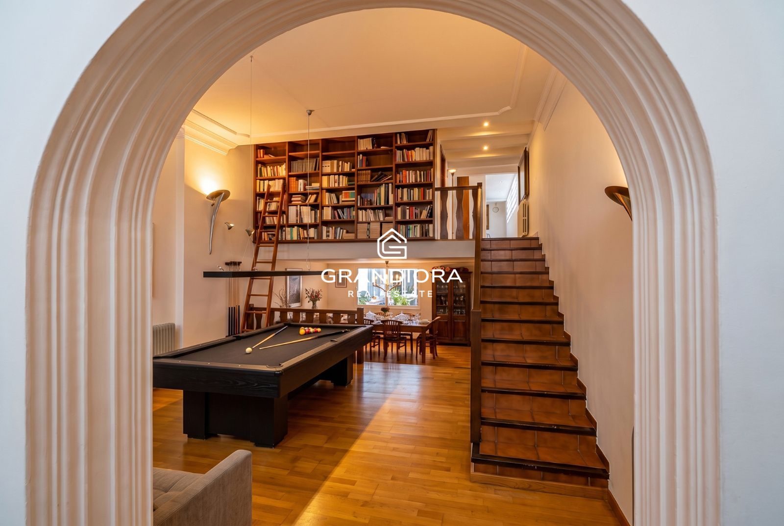 Casa de 5 habitaciones en Passatge de l'Encarnació, Barcelona - Imagen 1