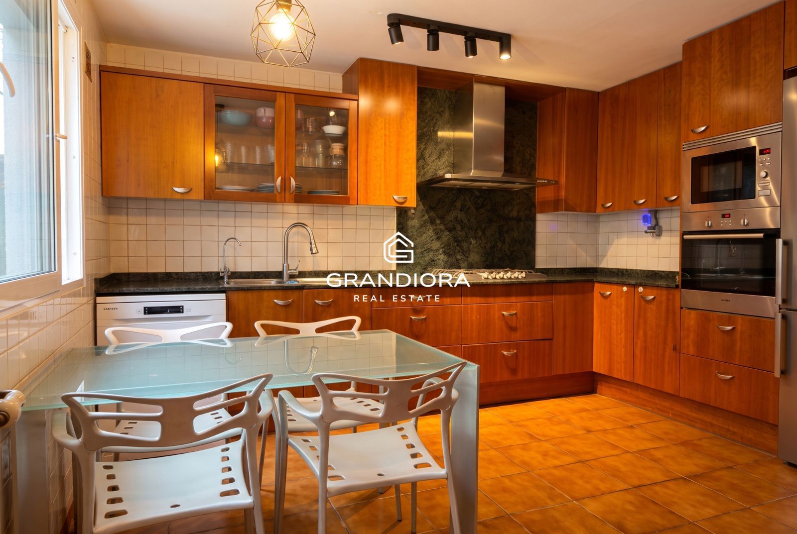 Casa de 5 habitaciones en Passatge de l'Encarnació, Barcelona - Imagen 4