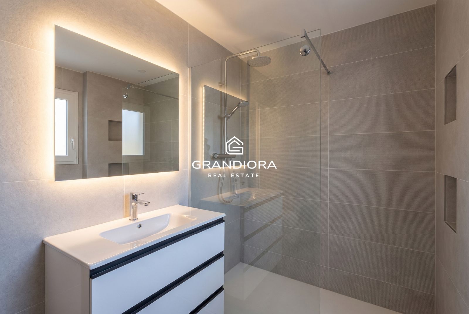 Casa de 5 habitaciones en Passatge de l'Encarnació, Barcelona - Imagen 18