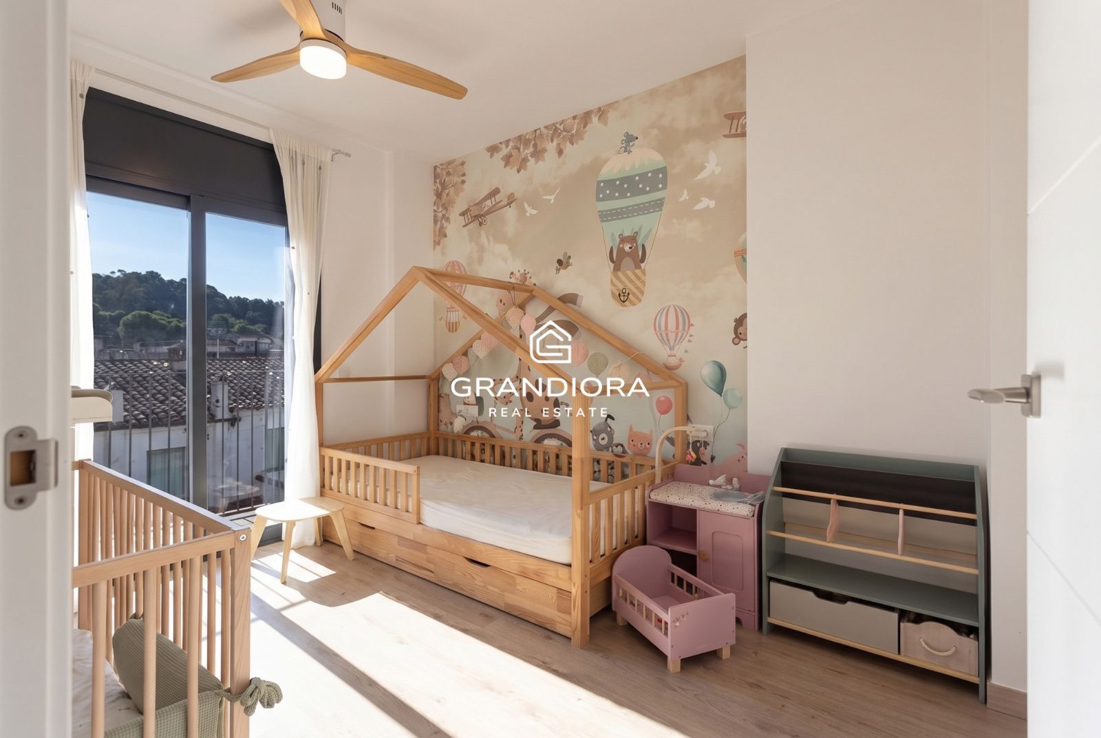 ÁTICO DÚPLEX CON PISCINA PRIVADA EN EL CENTRO DE ARENYS DE MUNT - Imagen 25
