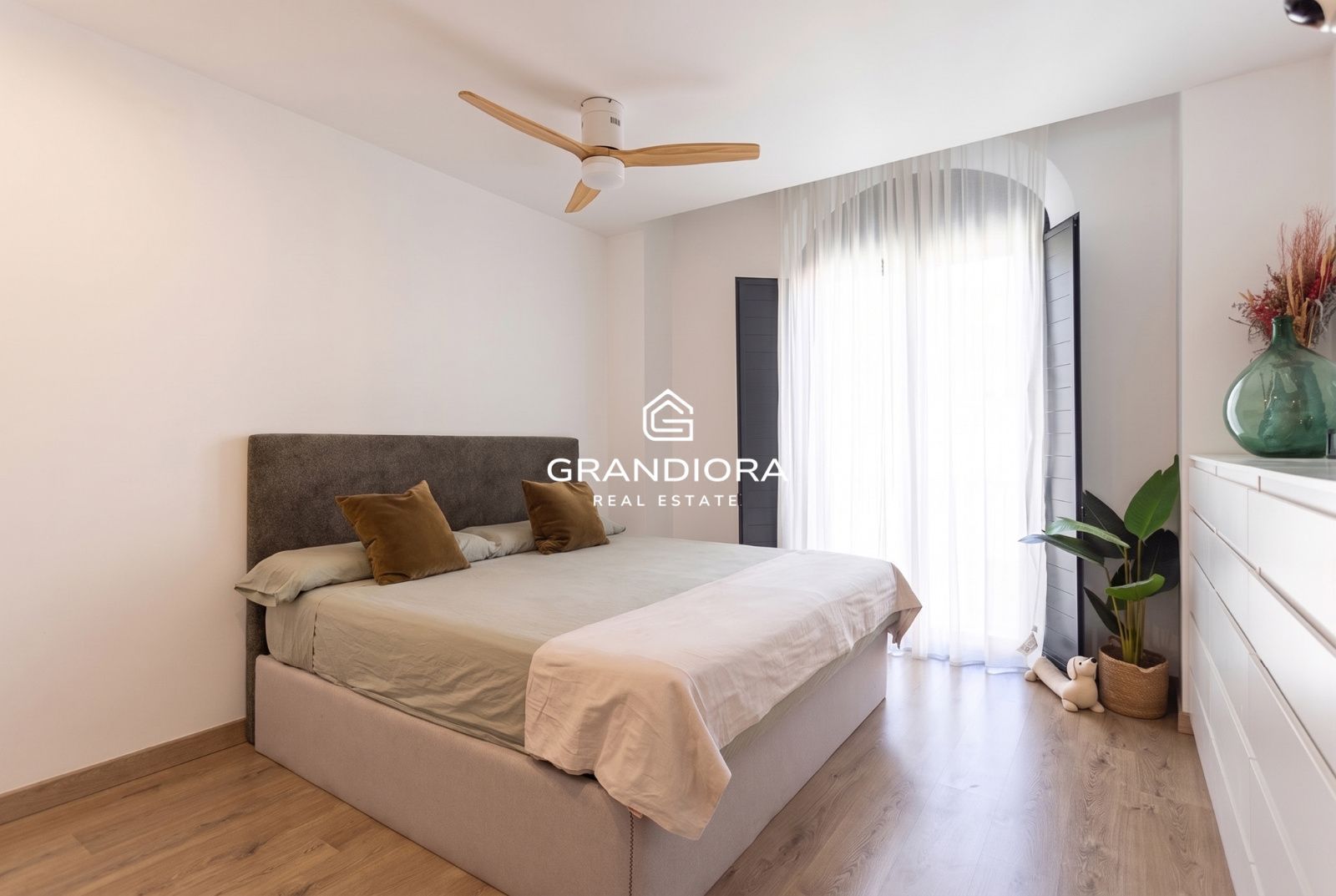 ÁTICO DÚPLEX CON PISCINA PRIVADA EN EL CENTRO DE ARENYS DE MUNT - Imagen 32