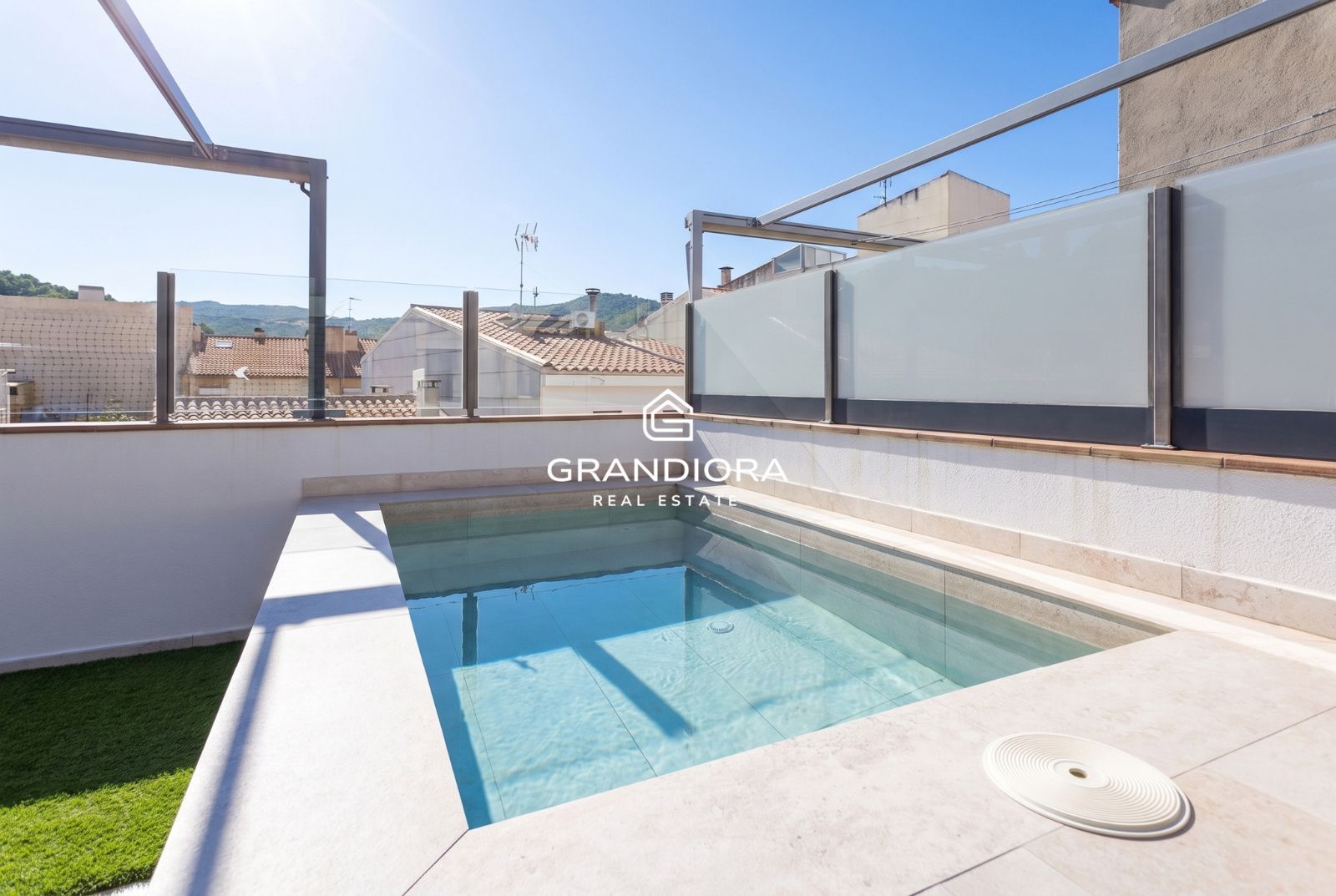ÁTICO DÚPLEX CON PISCINA PRIVADA EN EL CENTRO DE ARENYS DE MUNT - Imagen 43