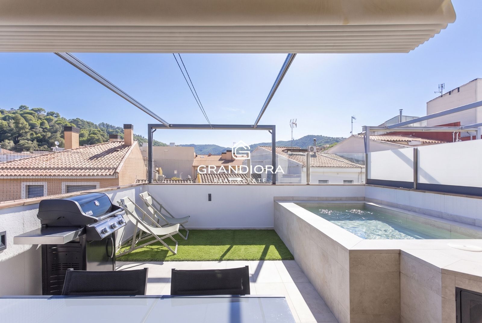 ÁTICO DÚPLEX CON PISCINA PRIVADA EN EL CENTRO DE ARENYS DE MUNT - Imagen 44