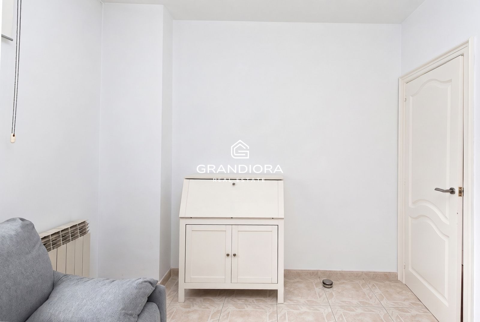 Espectacular vivienda unifamiliar de diseño con piscina climatizada y vistas al Tibidabo en Barberà del Vallès - Imagen 29