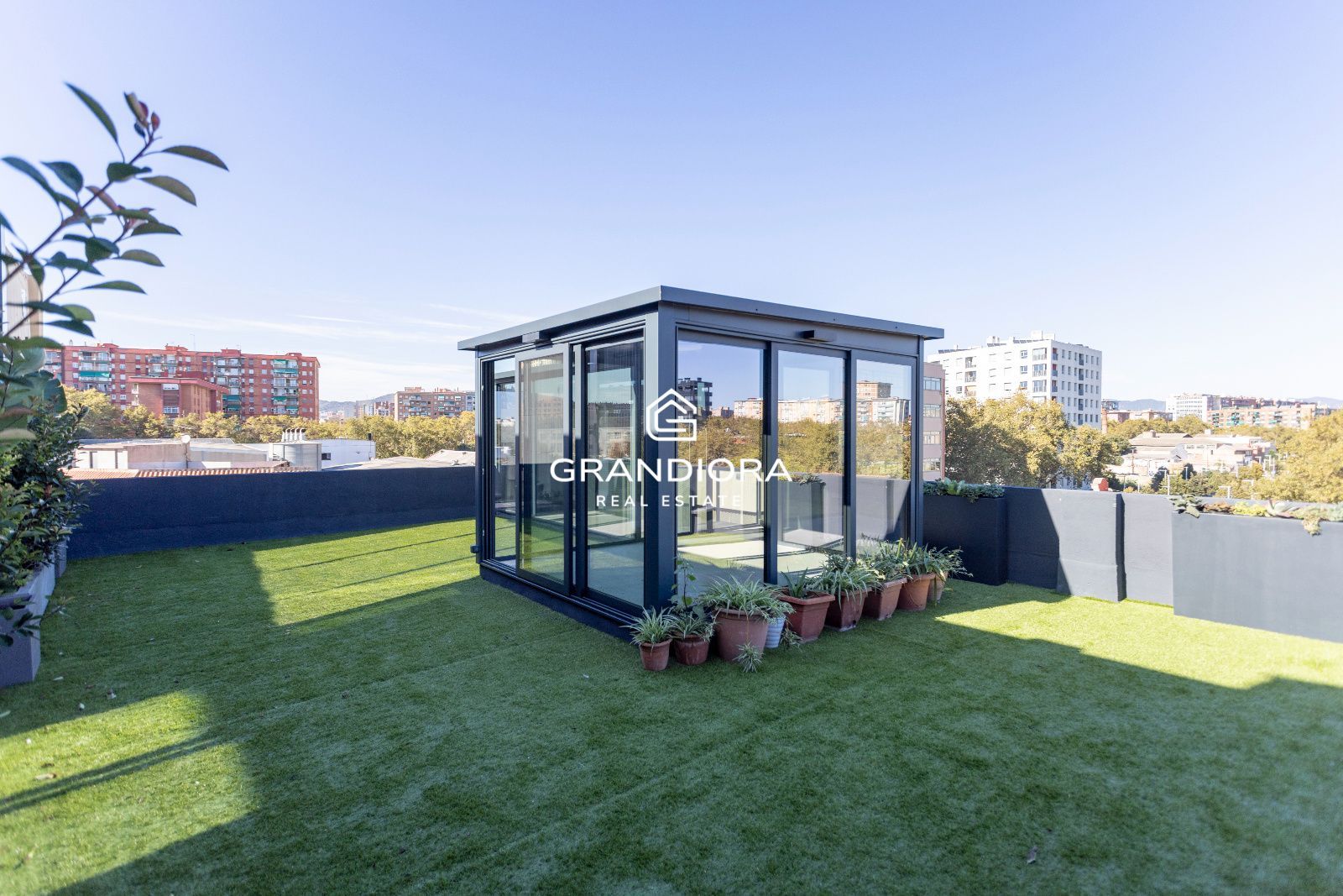 Loft de diseño de dos plantas con terraza y gran balcón en el 22@, Poblenou - Imagen 38