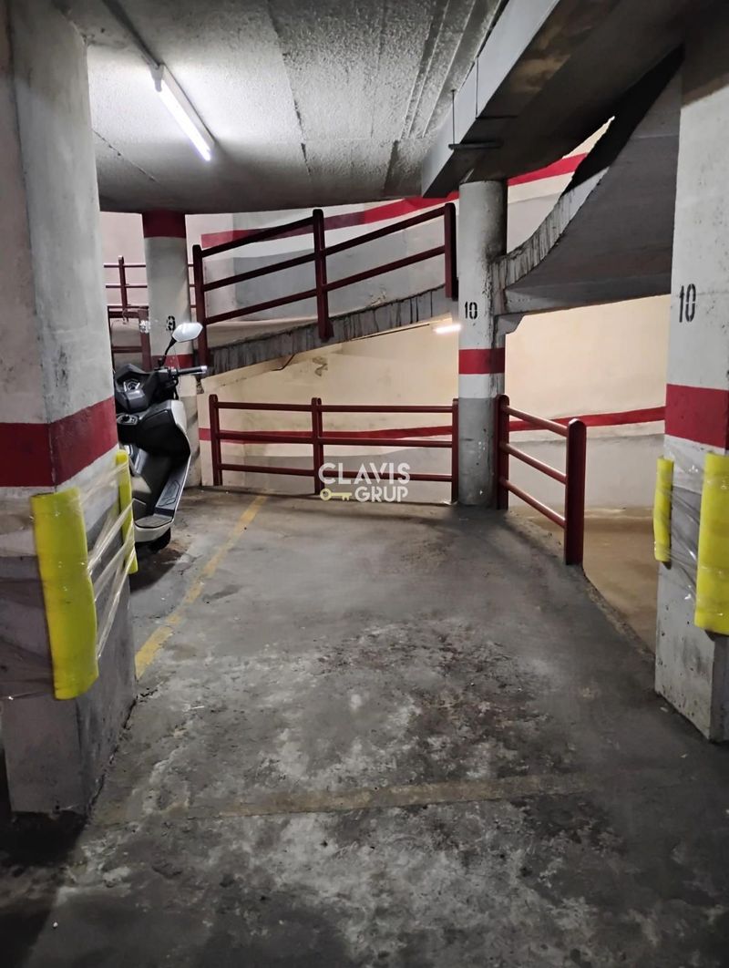 Garaje en venta y alquiler Barcelona. Ref: 53033. Clavis Grup