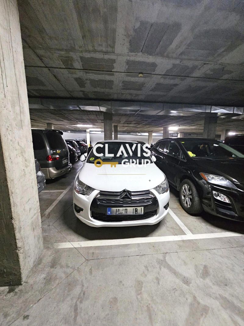 Garaje en venta Barcelona. Ref: 54390. Clavis Grup