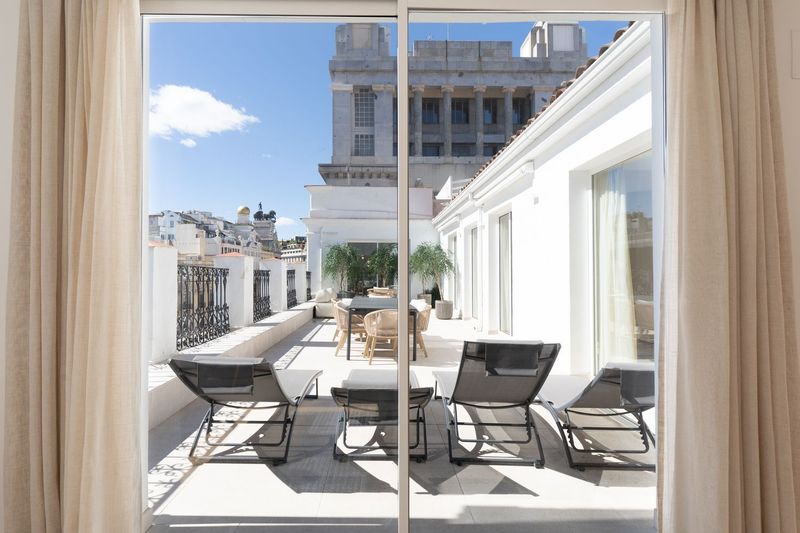 Ático en venta y alquiler Madrid. Ref: 1017. Homecollection