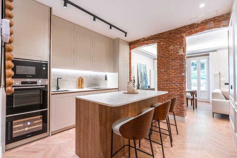 Flat for sale Madrid. Ref: 1386. Homecollection