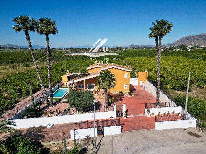Chalet Independiente en venta Orihuela, Alicante. Ref: 1595. Grupo Inmobiliario Madrid 24