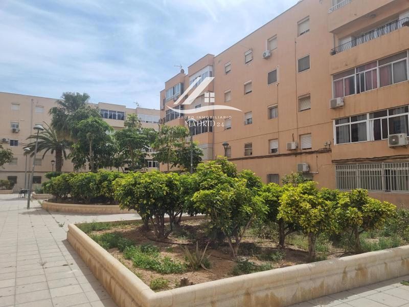 Appartement en vente Almería. Ref: 1607. Grupo Inmobiliario Madrid 24