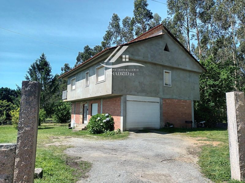 Casa en venta Sanxenxo, Pontevedra. Ref: 1734. Grupo Inmobiliario Madrid 24