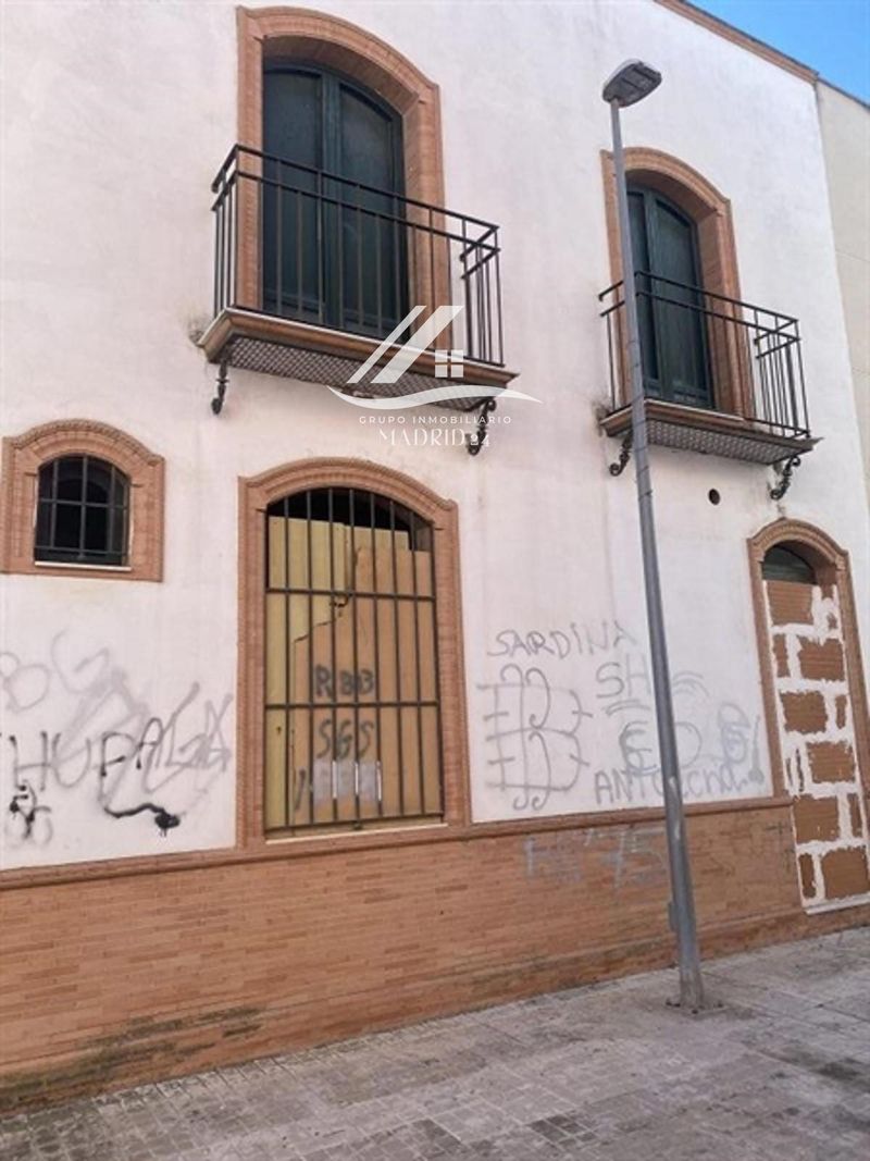 Adosado en venta Coria Del Rio, Sevilla. Ref: 1787. Grupo Inmobiliario Madrid 24