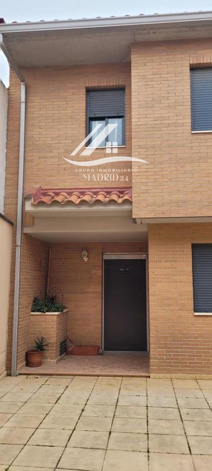 Adosado en venta Fuentes De Ebro, Zaragoza. Ref: 1793. Grupo Inmobiliario Madrid 24