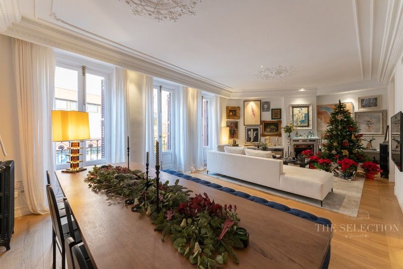 Flat for sale Madrid. Ref: 1079. The Selection Homes