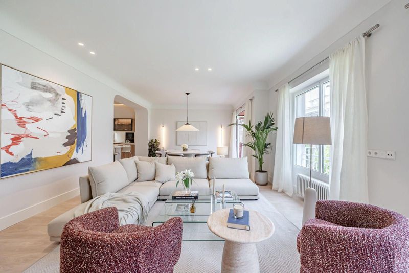 Flat for sale Madrid. Ref: 1380. The Selection Homes