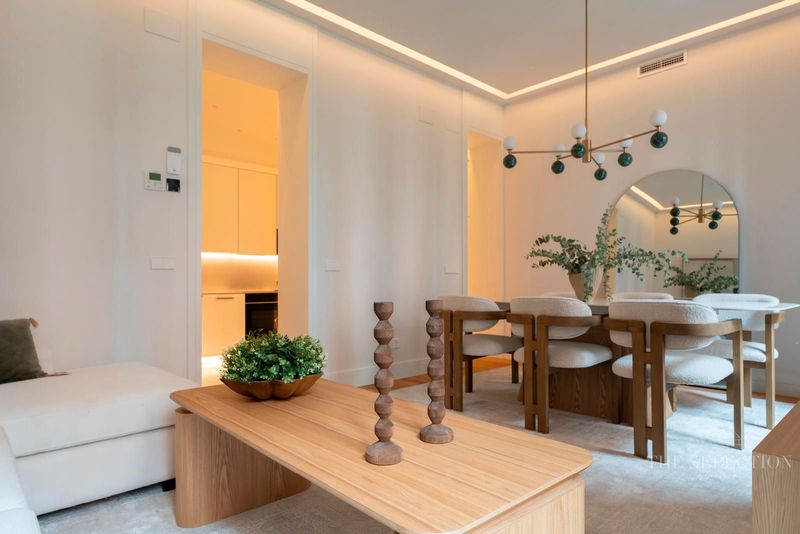 Flat for sale Madrid. Ref: 1487. The Selection Homes