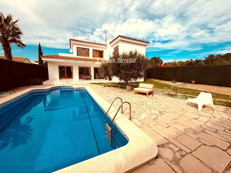 Chalet Independiente en venta L