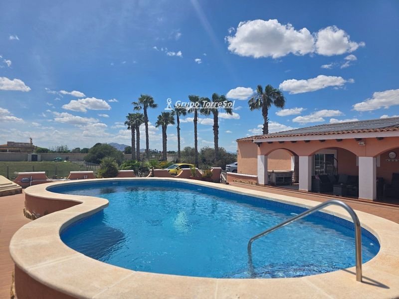 Chalet Independiente en venta Dolores, Alicante. Ref: 11166. Grupo Torresol