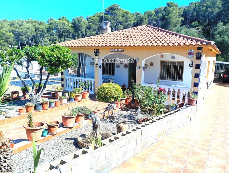 House for sale Castellet I La Gornal, Barcelona. Ref: 11254. Grupo Torresol