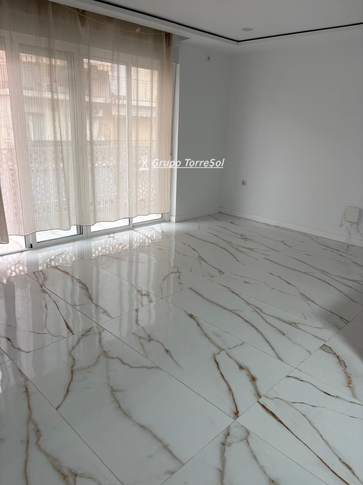Piso en venta en Santa Pola, Alicante