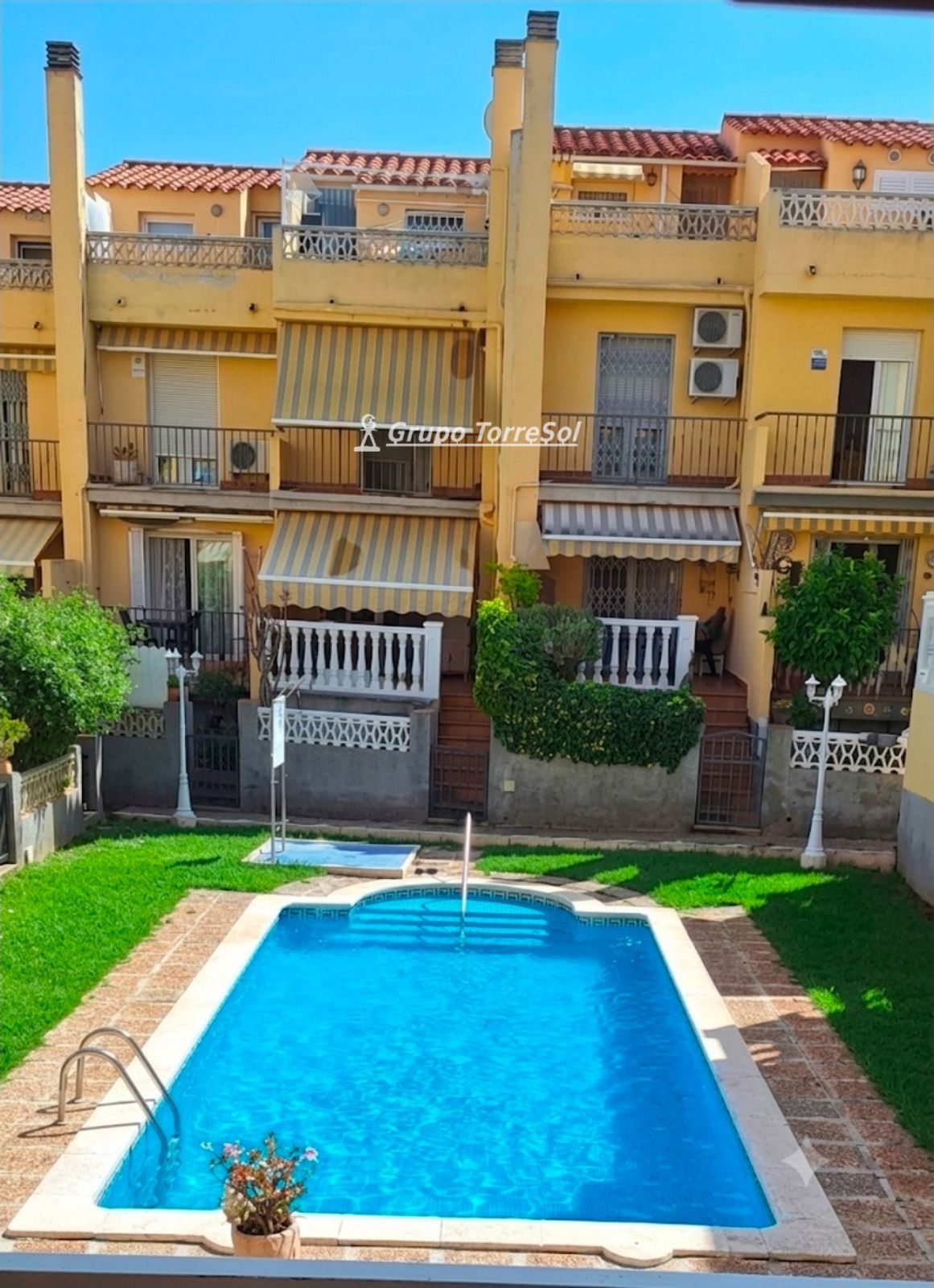 Townhouse for sale in Torredembarra, Tarragona - Foto 1