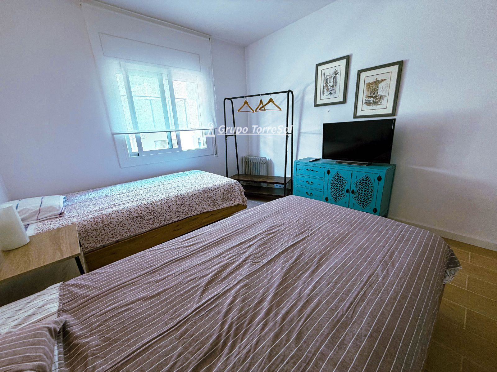 Habitación - Piso reformado en Calafell con salida al mar