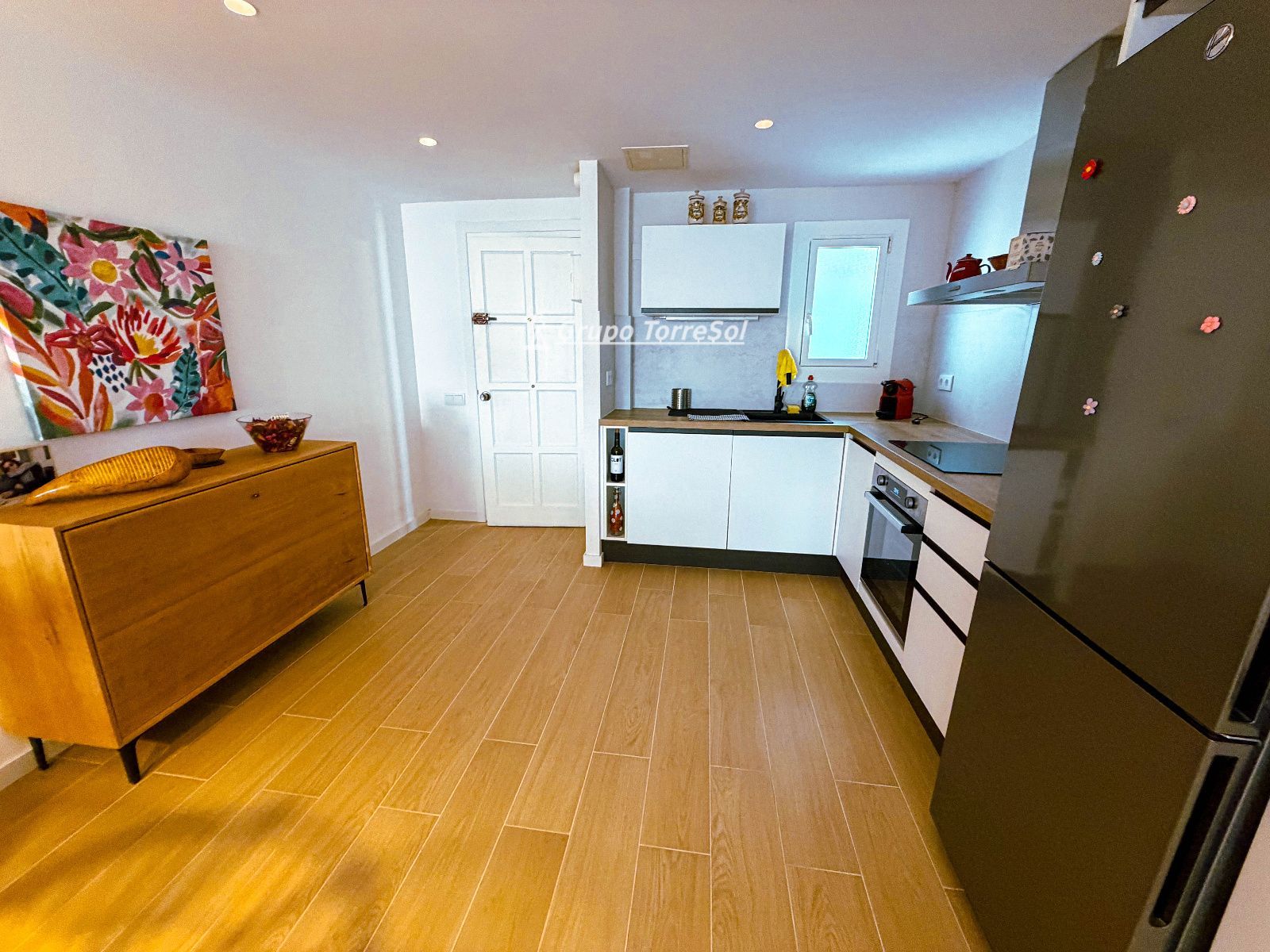 Habitación - Piso reformado en Calafell con salida al mar