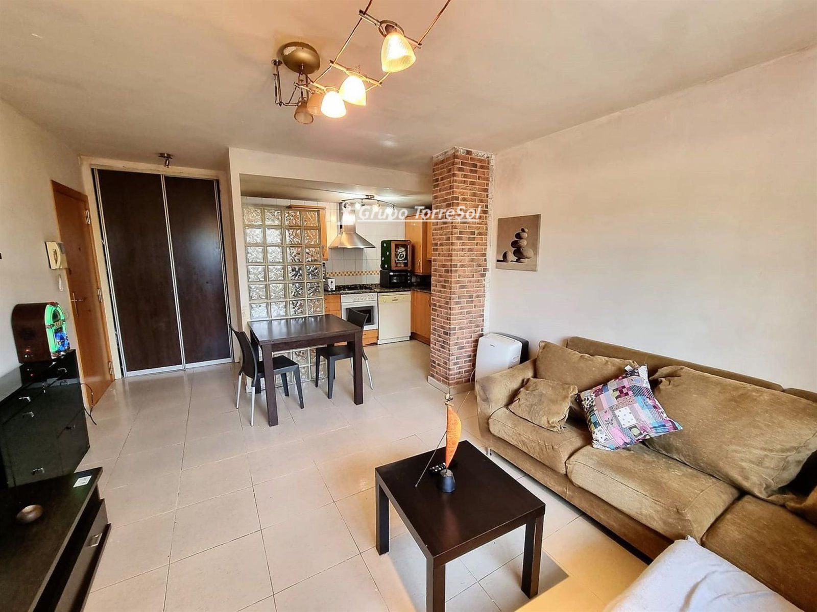 Planta Baja con parking y piscina