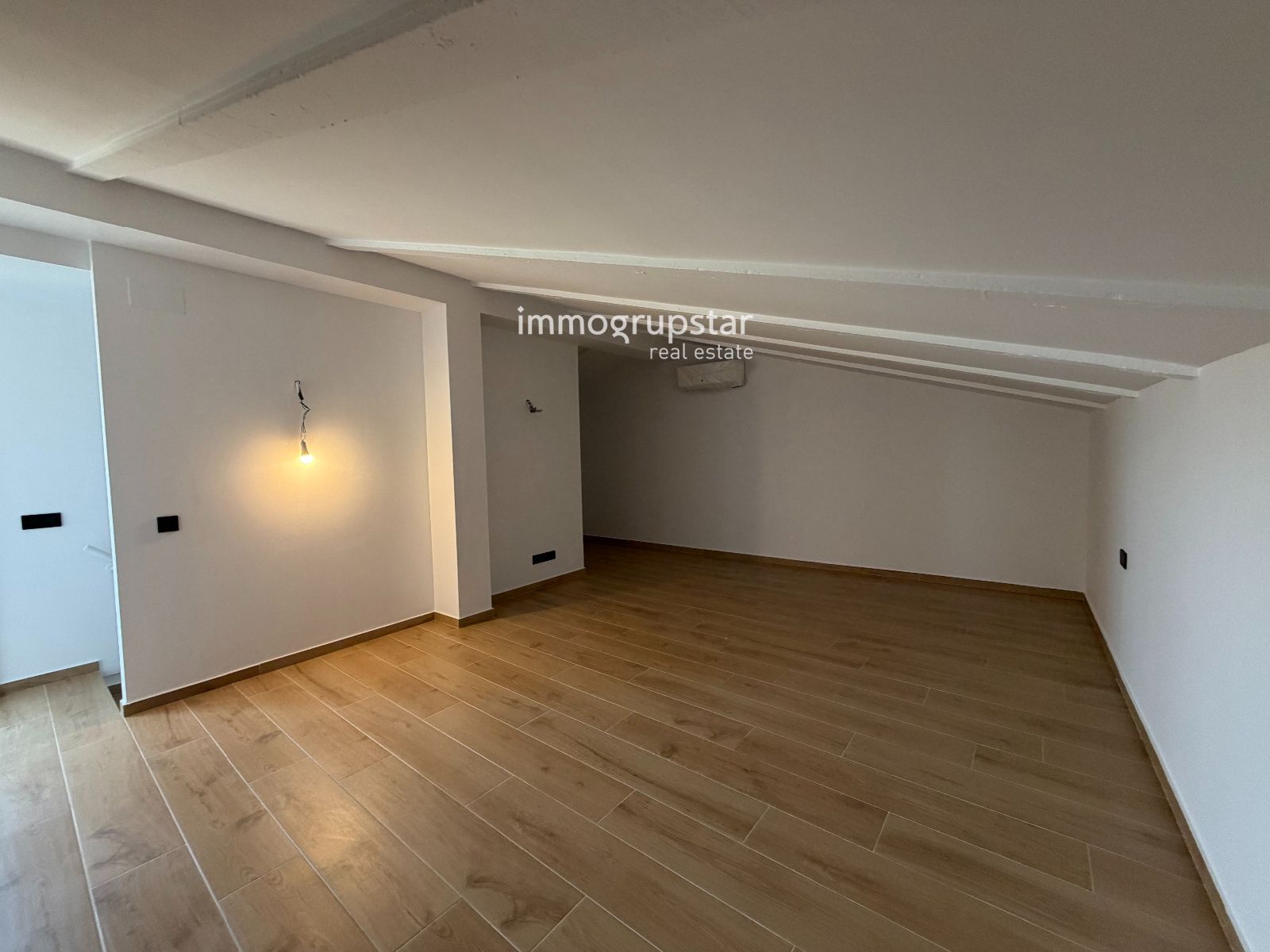 Penthouse op 4 km van het strand met uitstekende kwaliteiten - Foto 11