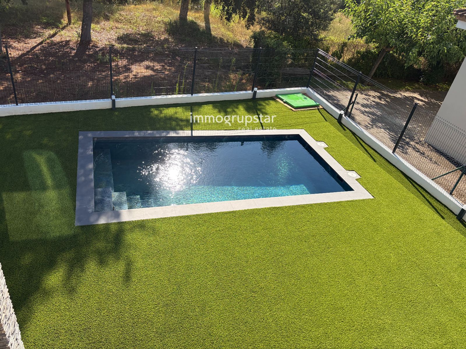 Exclusiva casa de obra nueva con vistas al casco antiguo de Calonge - Foto 36