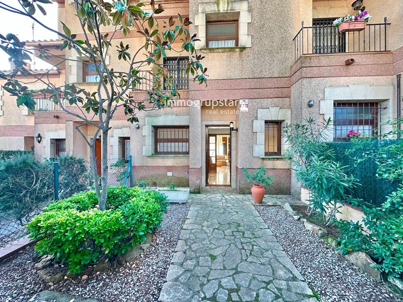 Adosado en venta Castell-Platja d