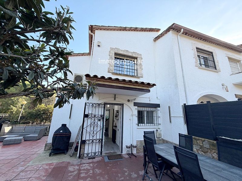 Adosado en venta Castell-Platja d