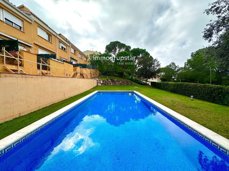 Adosado en venta Castell-Platja d
