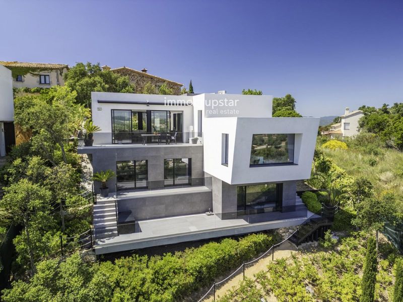 Detached Villa for sale Castell-Platja d