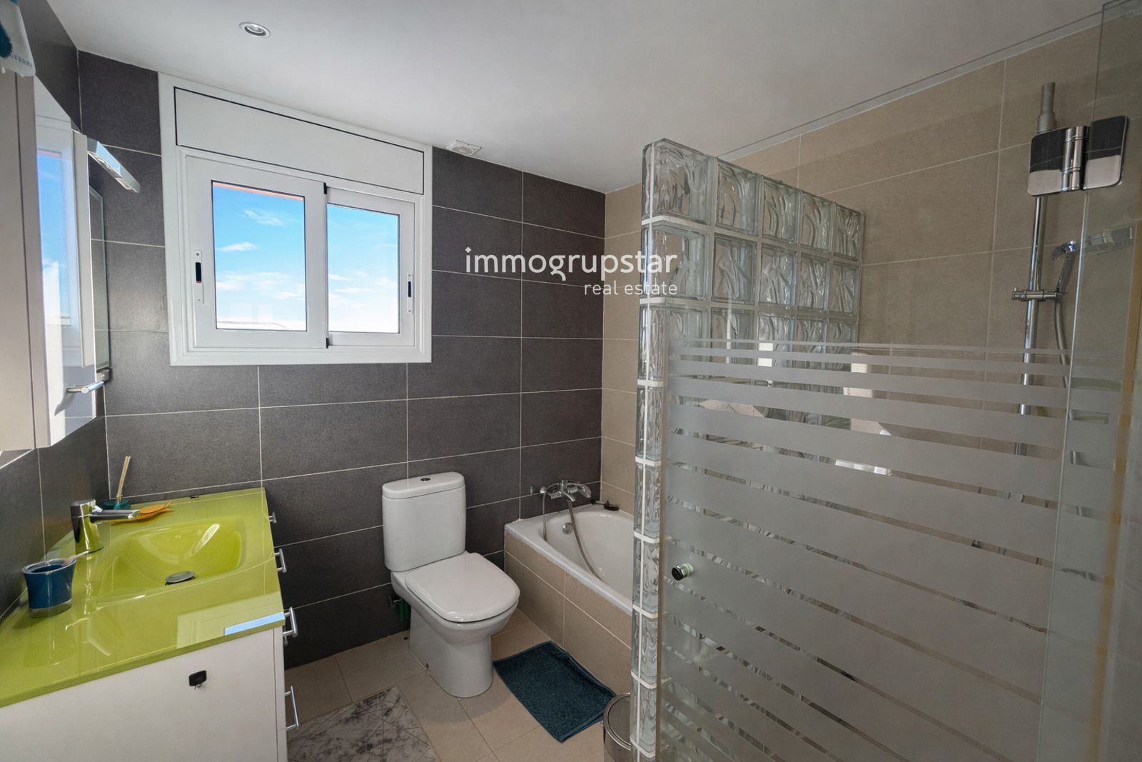 Exclusiva casa con vistas al mar, piscina privada y total privacidad en Calonge - Foto 22