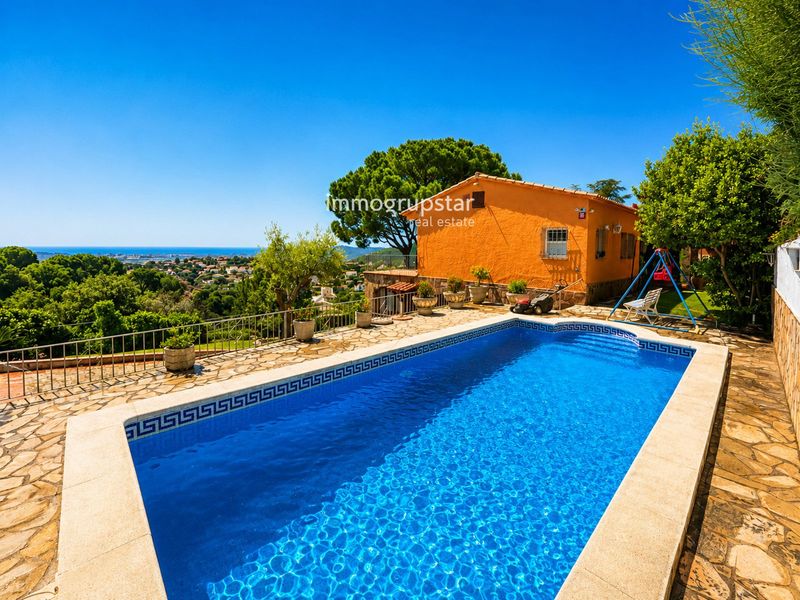 Chalet Independiente en venta Calonge, Girona. Ref: 1414. Immogrupstar