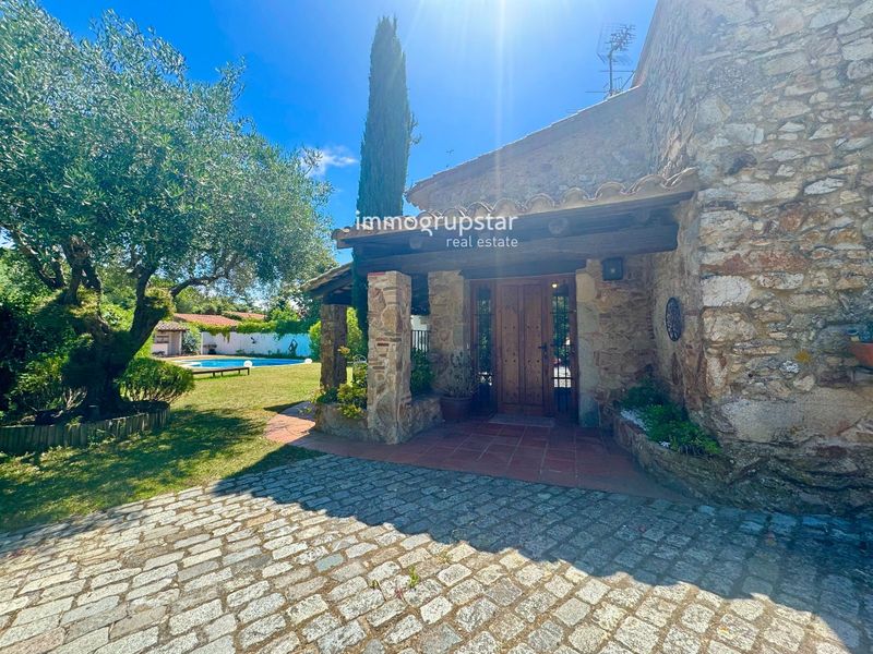 Masía en venta Castell-Platja d