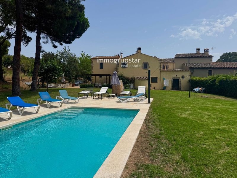 Masía en venta Santa Cristina D