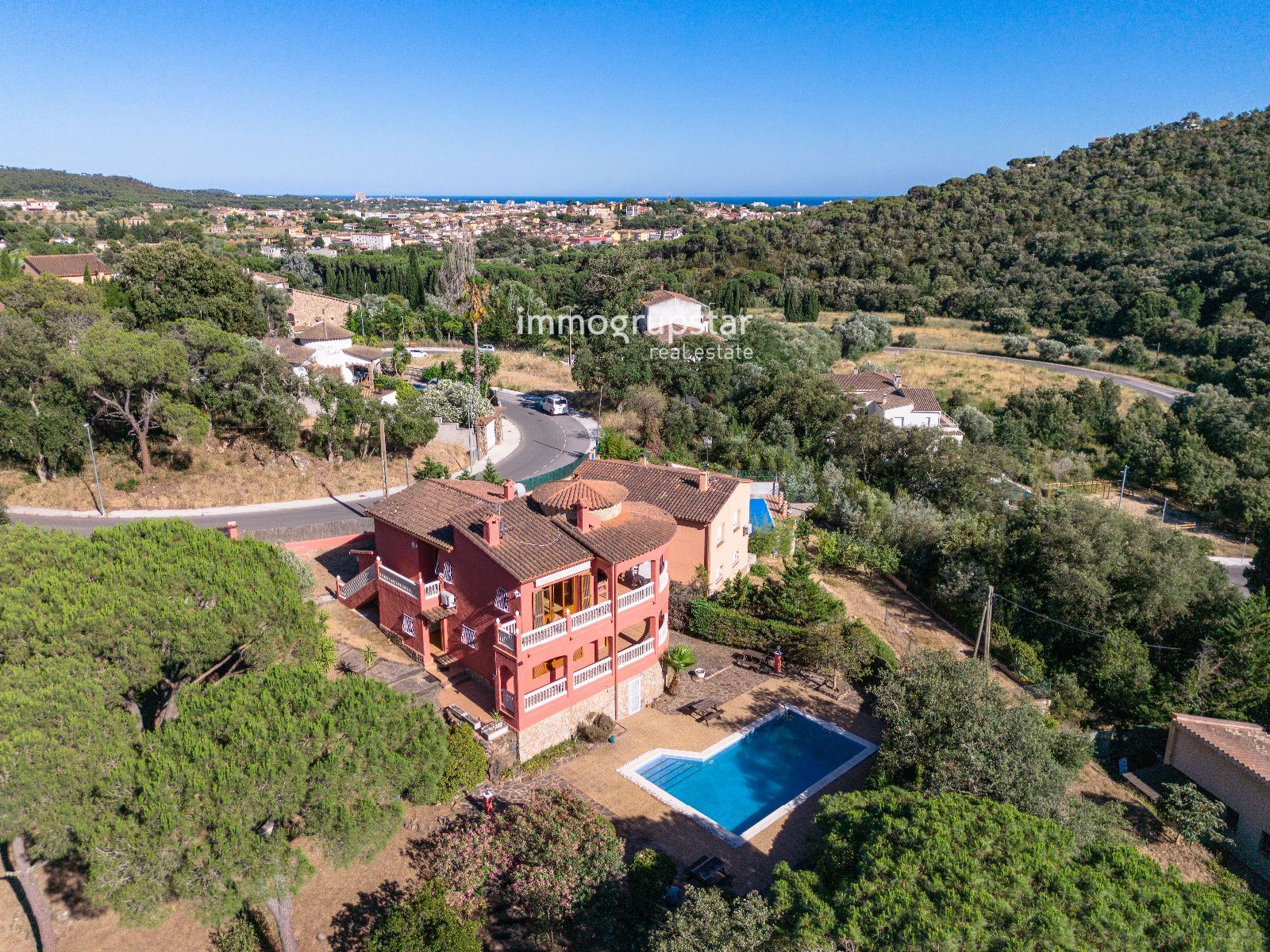CHALET INDEPENDIENTE CON LICENCIA TURÍSTICA Y PISCINA EN MAS PERE - Foto 59