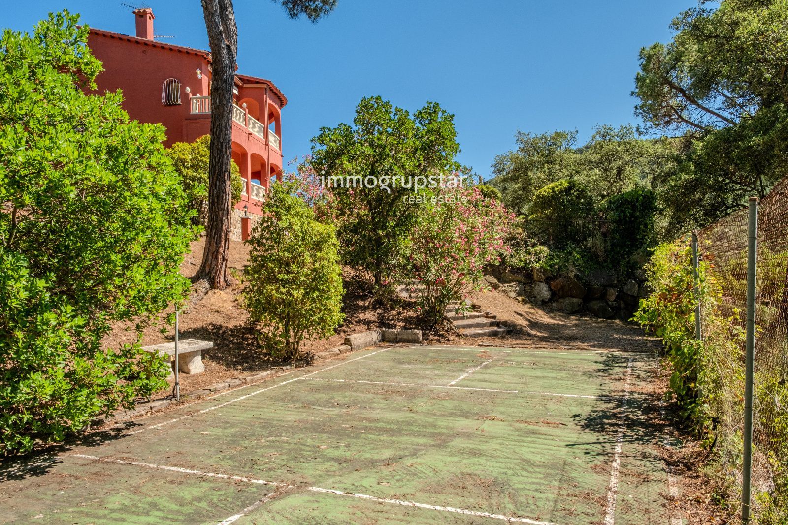 CHALET INDEPENDIENTE CON LICENCIA TURÍSTICA Y PISCINA EN MAS PERE - Foto 10