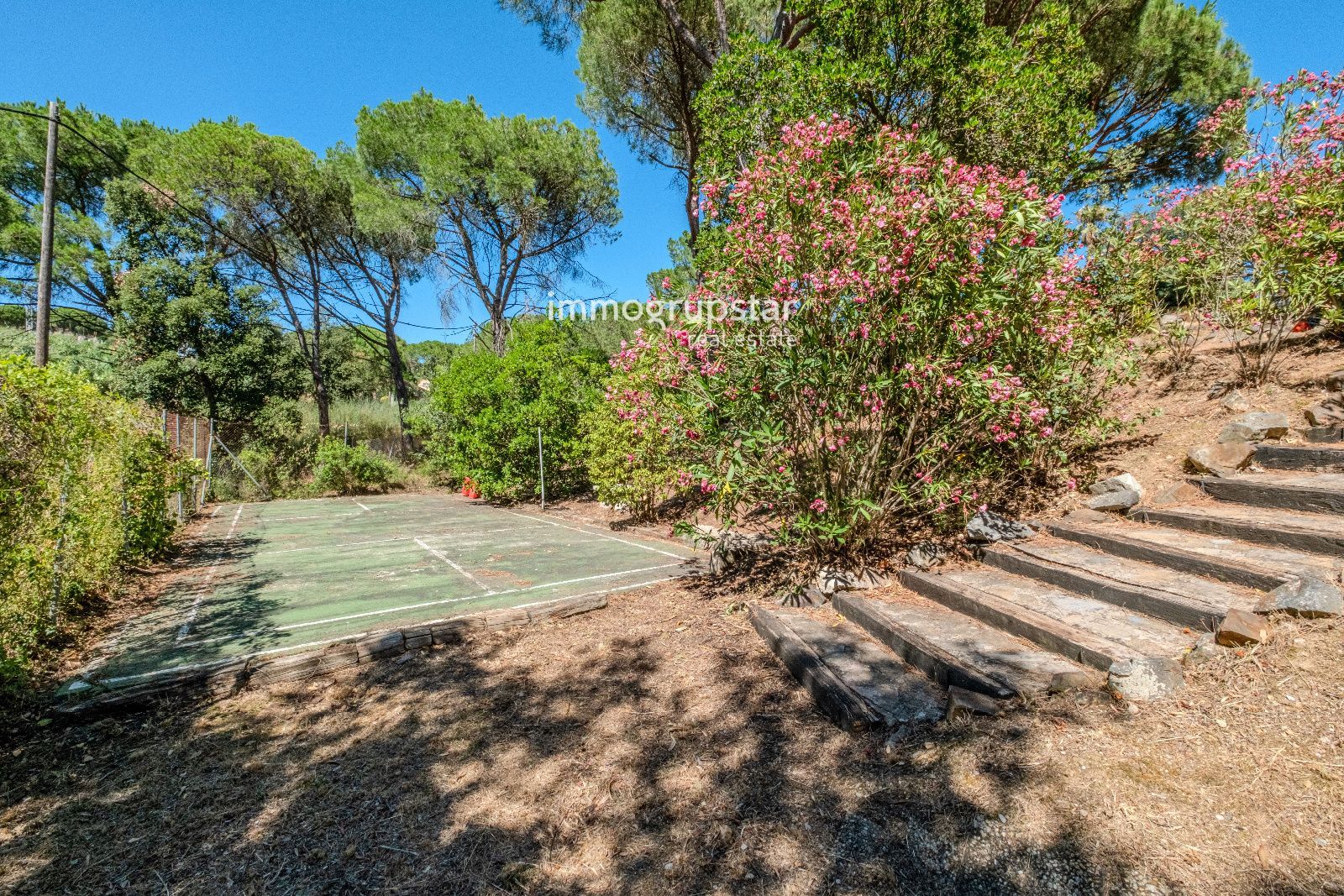CHALET INDEPENDIENTE CON LICENCIA TURÍSTICA Y PISCINA EN MAS PERE - Foto 9