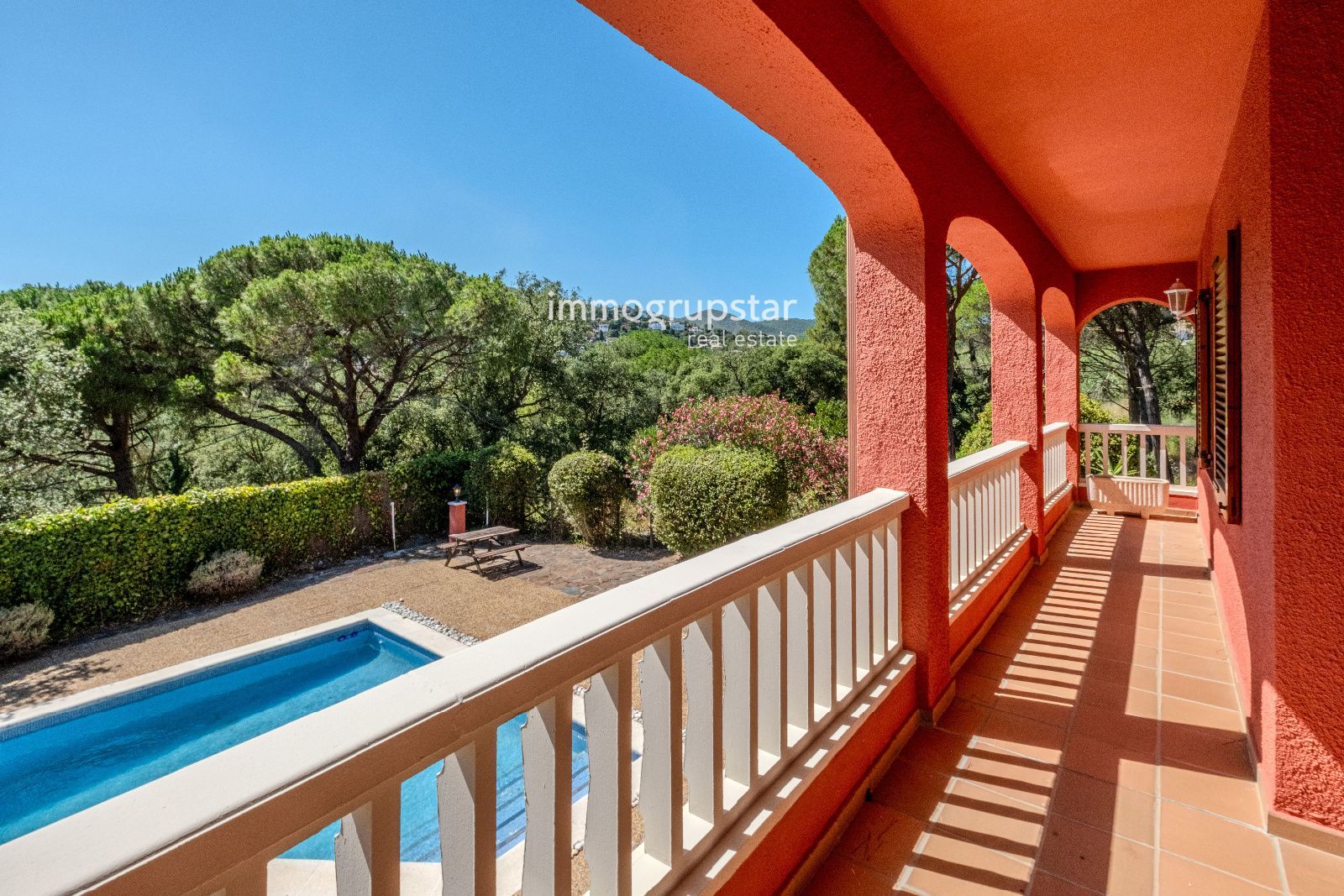 CHALET INDEPENDIENTE CON LICENCIA TURÍSTICA Y PISCINA EN MAS PERE - Foto 40