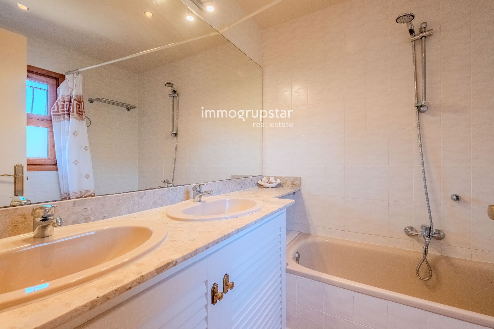 CHALET INDEPENDIENTE CON LICENCIA TURÍSTICA Y PISCINA EN MAS PERE - Foto 33
