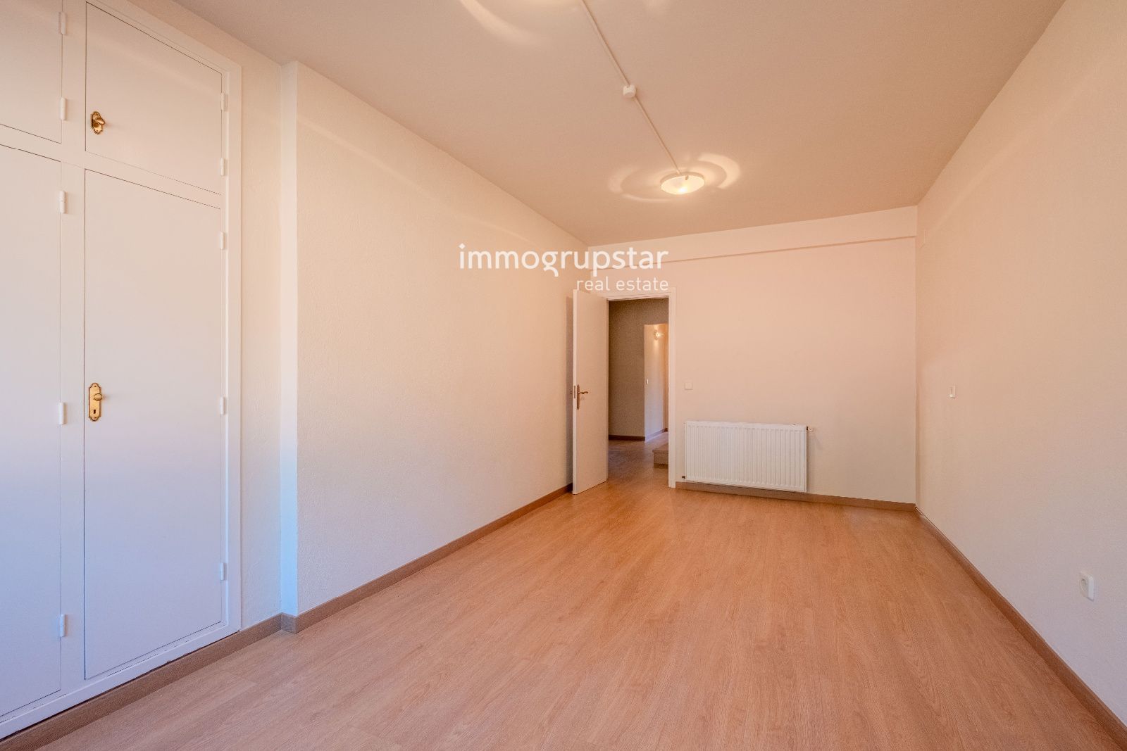 CHALET INDEPENDIENTE CON LICENCIA TURÍSTICA Y PISCINA EN MAS PERE - Foto 42